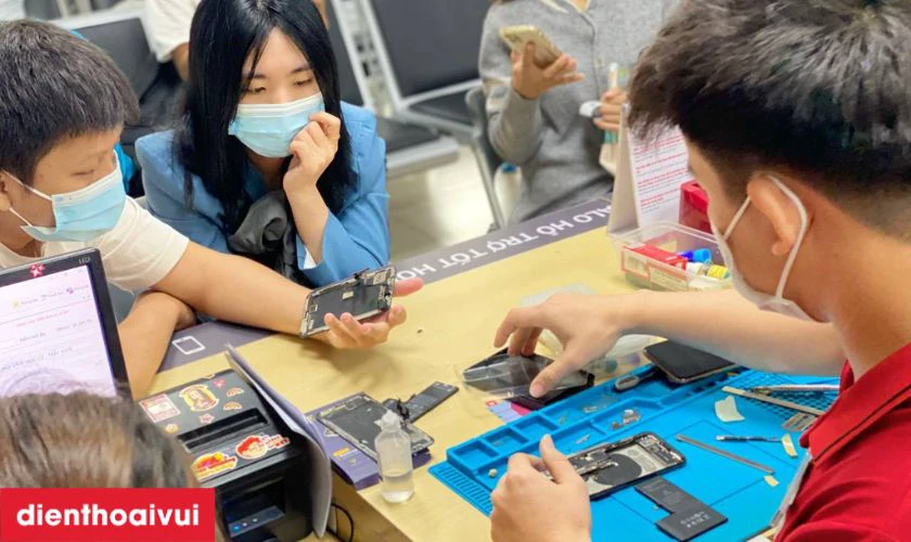 thay camera sau iphone 14 pro ở đ&acirc;u uy t&iacute;n