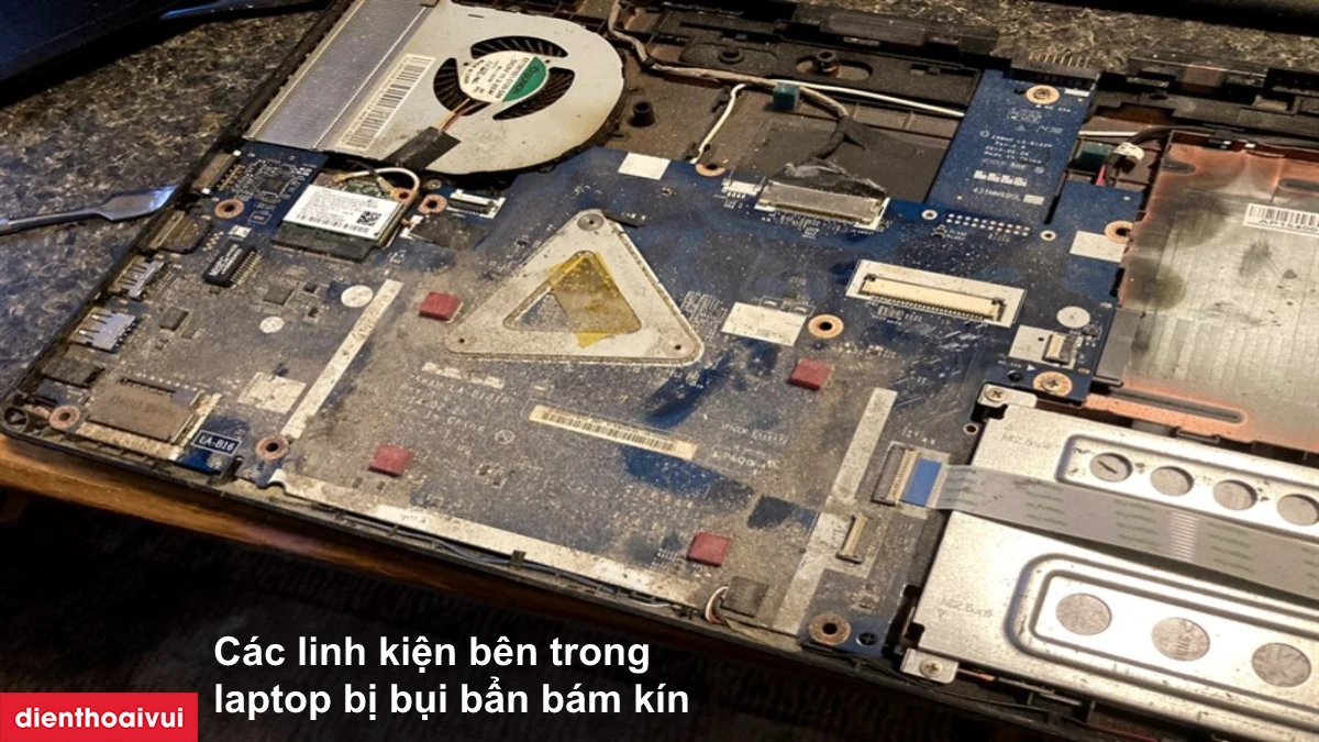 vệ sinh laptop lenovo