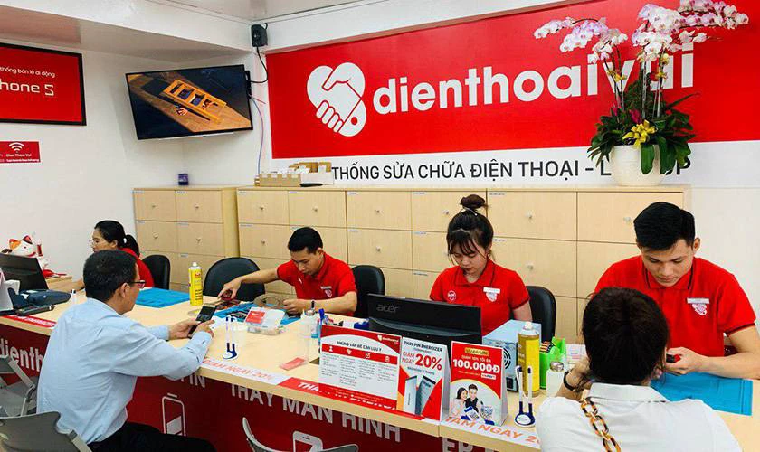 n&ecirc;n &eacute;p k&iacute;nh điện thoại uy t&iacute;n ở đ&acirc;u th&igrave; được