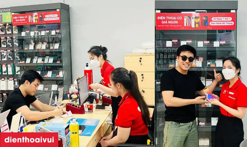 mua iphone 11 pro max 64gb cũ đẹp tại điện thoại vui