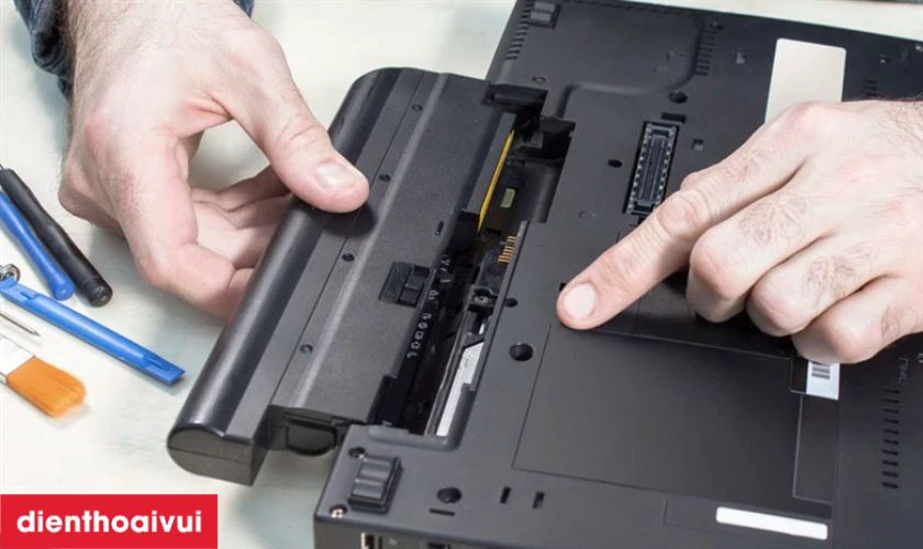 những lưu ý khi thay pin laptop hp pavilion x360 14dh