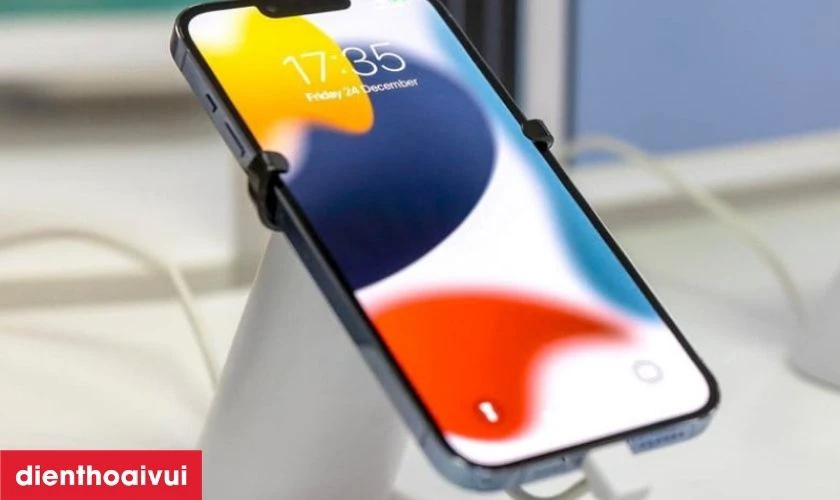 pin iphone 14 plus