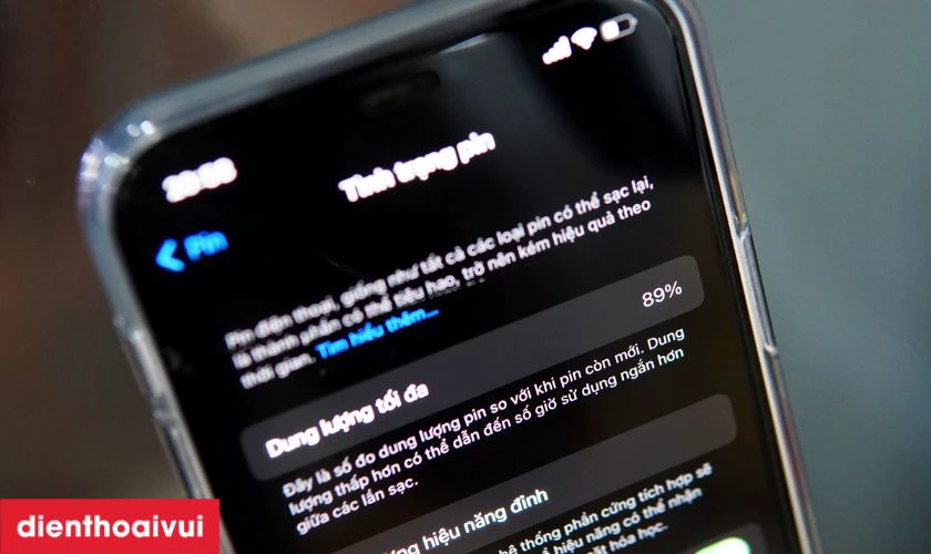 khi n&agrave;o cần thay pin iphone 14 pro max