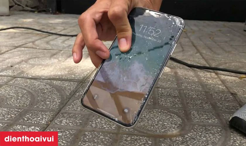 N&ecirc;n thay m&agrave;n iPhone ở đ&acirc;u để đảm bảo chất lượng